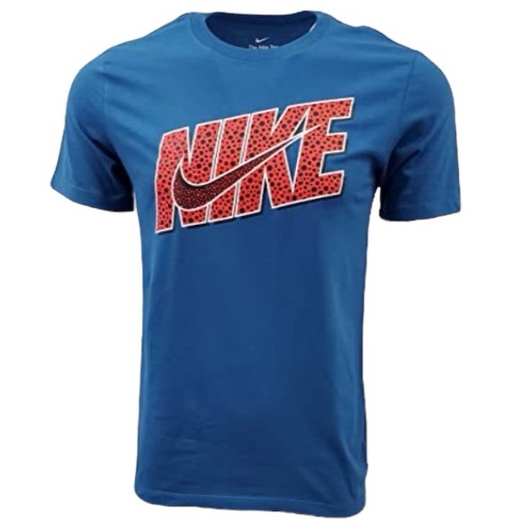 Nike Other - Nike Crewneck T-Shirt!